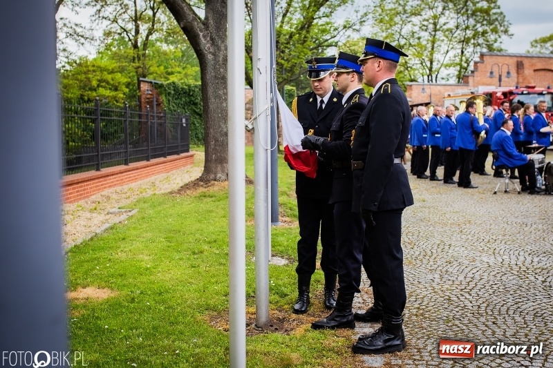 Zdjęcie w galerii na portalu naszraciborz.pl: Bogu na chwałę, ludziom na pożytek. Strażacy świętowali na zamku [FOTO i WIDEO] wiadomości z regionu