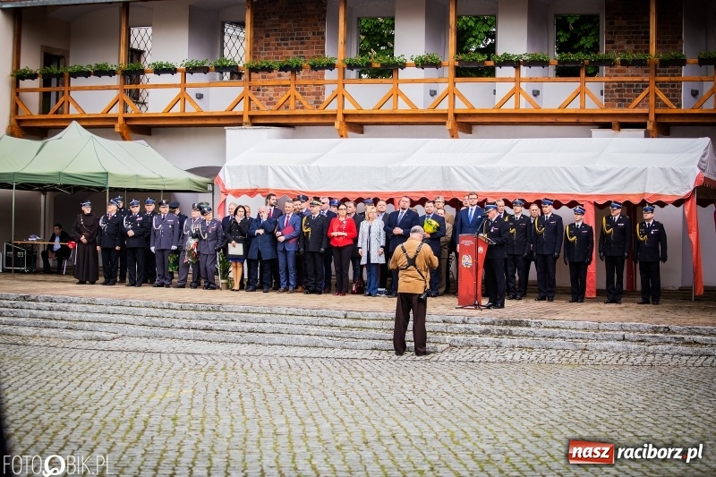 Zdjęcie w galerii na portalu naszraciborz.pl: Bogu na chwałę, ludziom na pożytek. Strażacy świętowali na zamku [FOTO i WIDEO] wiadomości z regionu
