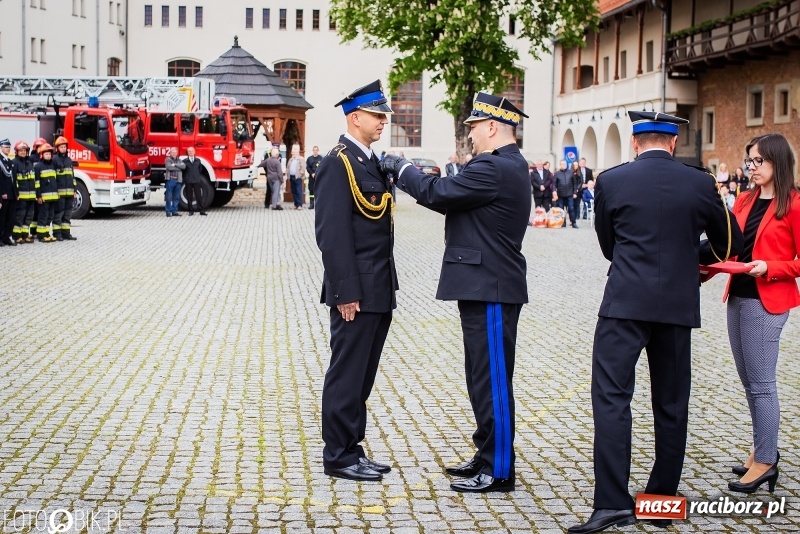 Zdjęcie w galerii na portalu naszraciborz.pl: Bogu na chwałę, ludziom na pożytek. Strażacy świętowali na zamku [FOTO i WIDEO] wiadomości z regionu