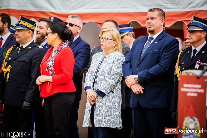 Zdjęcie w galerii na portalu naszraciborz.pl: Bogu na chwałę, ludziom na pożytek. Strażacy świętowali na zamku [FOTO i WIDEO] wiadomości z regionu