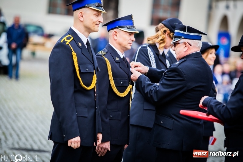 Zdjęcie w galerii na portalu naszraciborz.pl: Bogu na chwałę, ludziom na pożytek. Strażacy świętowali na zamku [FOTO i WIDEO] wiadomości z regionu