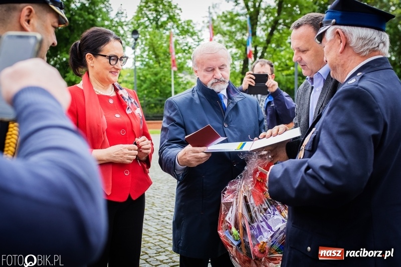 Zdjęcie w galerii na portalu naszraciborz.pl: Bogu na chwałę, ludziom na pożytek. Strażacy świętowali na zamku [FOTO i WIDEO] wiadomości z regionu