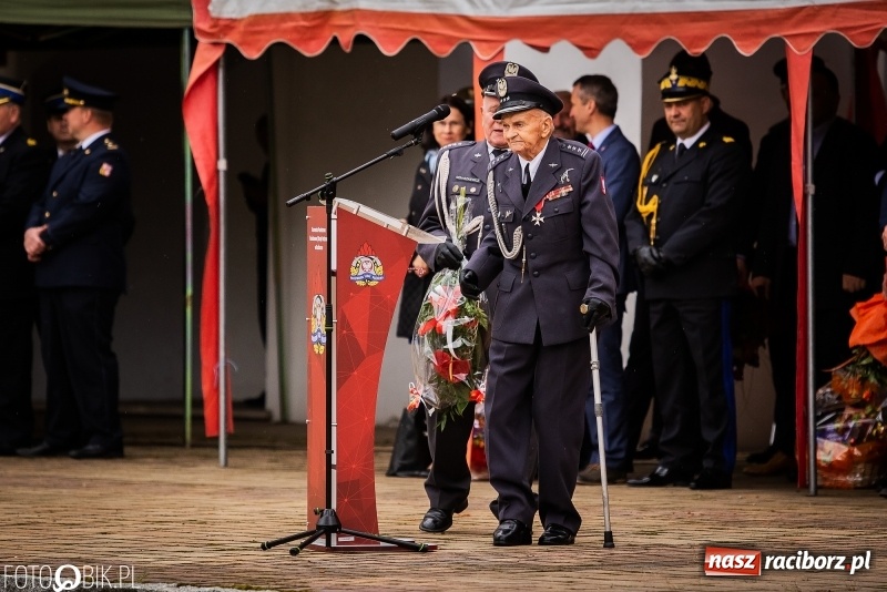 Zdjęcie w galerii na portalu naszraciborz.pl: Bogu na chwałę, ludziom na pożytek. Strażacy świętowali na zamku [FOTO i WIDEO] wiadomości z regionu