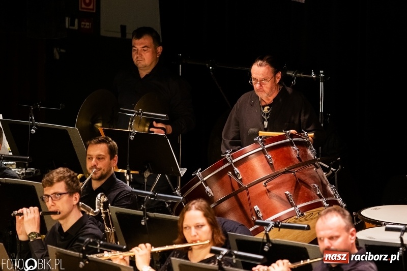 Zdjęcie w galerii na portalu naszraciborz.pl: Koncert muzyki filmowej w wykonaniu Orkiestry Filharmonii z Ostrawy w RCK wiadomości z regionu