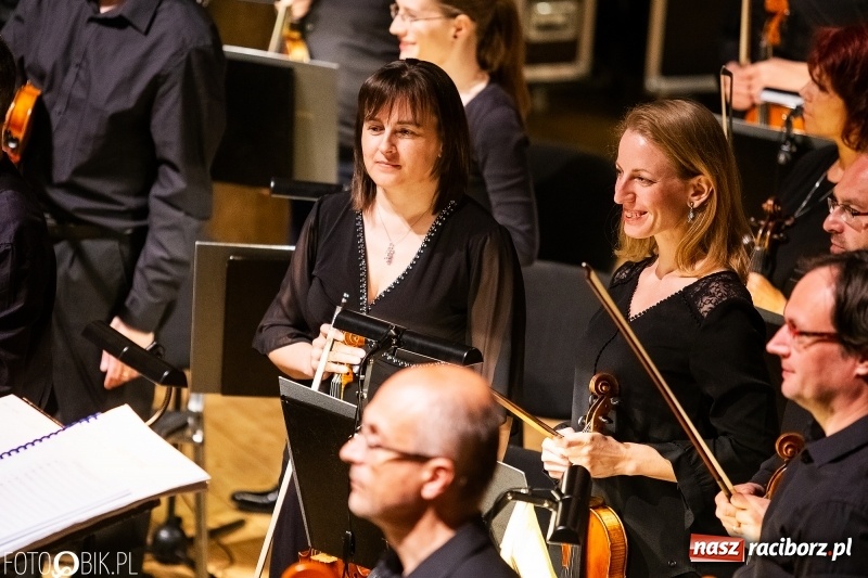 Zdjęcie w galerii na portalu naszraciborz.pl: Koncert muzyki filmowej w wykonaniu Orkiestry Filharmonii z Ostrawy w RCK wiadomości z regionu