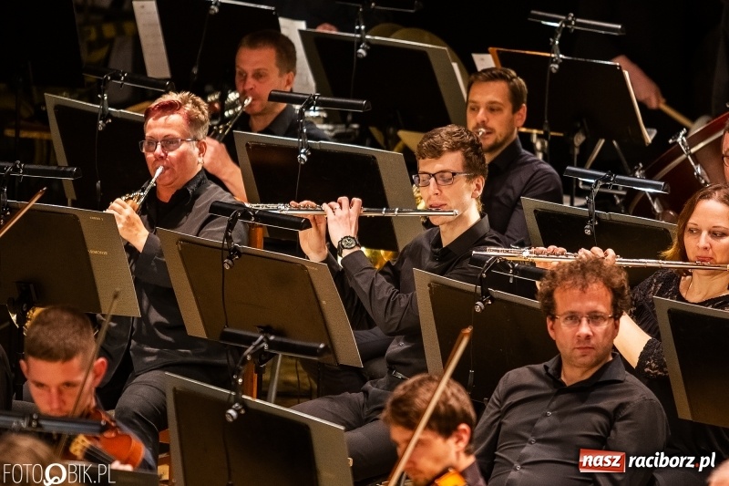 Zdjęcie w galerii na portalu naszraciborz.pl: Koncert muzyki filmowej w wykonaniu Orkiestry Filharmonii z Ostrawy w RCK wiadomości z regionu
