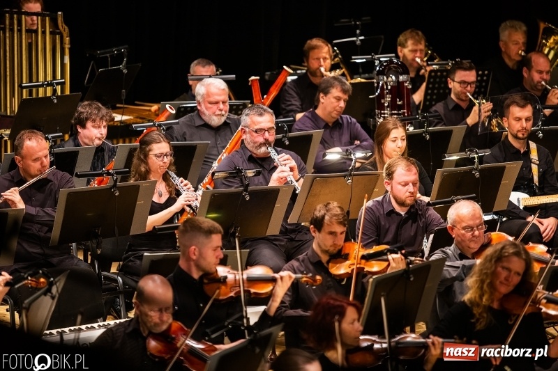 Zdjęcie w galerii na portalu naszraciborz.pl: Koncert muzyki filmowej w wykonaniu Orkiestry Filharmonii z Ostrawy w RCK wiadomości z regionu