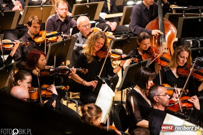 Zdjęcie w galerii na portalu naszraciborz.pl: Koncert muzyki filmowej w wykonaniu Orkiestry Filharmonii z Ostrawy w RCK wiadomości z regionu