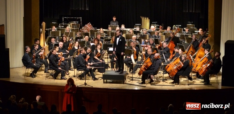 Zdjęcie w galerii na portalu naszraciborz.pl: Koncert muzyki filmowej w wykonaniu Orkiestry Filharmonii z Ostrawy w RCK wiadomości z regionu