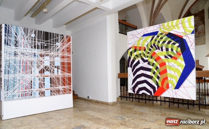 Zdjęcie w galerii na portalu naszraciborz.pl: Bez tytułu. Wystawa prac Mariana Solisza w Muzeum  wiadomości z regionu