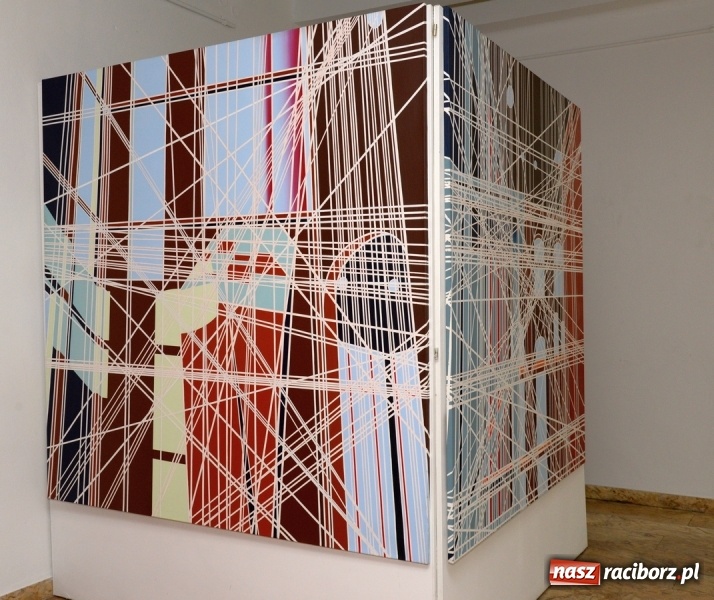 Zdjęcie w galerii na portalu naszraciborz.pl: Bez tytułu. Wystawa prac Mariana Solisza w Muzeum  wiadomości z regionu