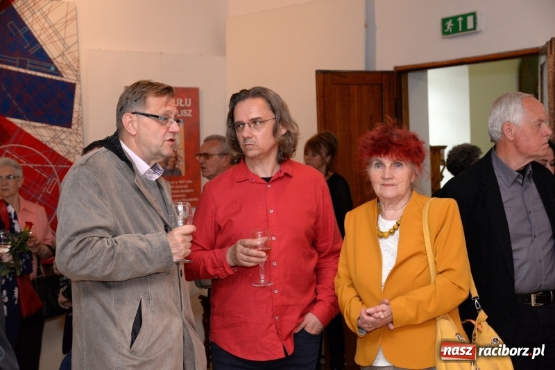 Zdjęcie w galerii na portalu naszraciborz.pl: Bez tytułu. Wystawa prac Mariana Solisza w Muzeum  wiadomości z regionu