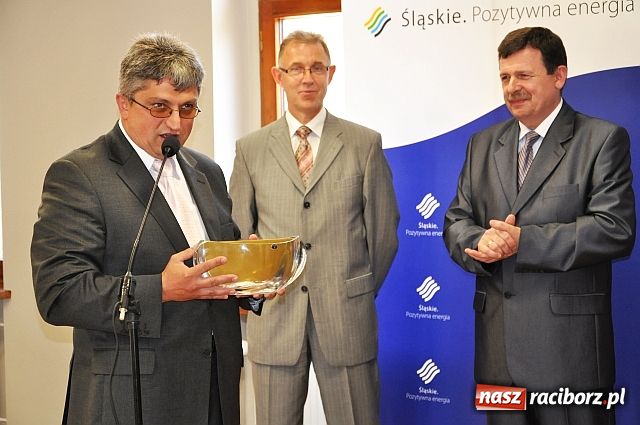 Zdjęcie w galerii na portalu naszraciborz.pl: Marszałek wziął SMS. Otylia świadkiem wiadomości z regionu