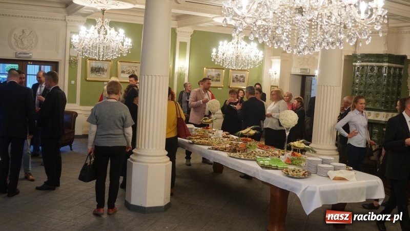 Zdjęcie w galerii na portalu naszraciborz.pl: Prezydent podziękował za udział w komisjach egzaminacyjnych wiadomości z regionu