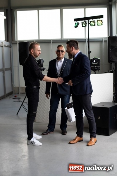 Zdjęcie w galerii na portalu naszraciborz.pl: W strefie przy Bartka Lasoty otwarto pierwszy zakład  wiadomości z regionu