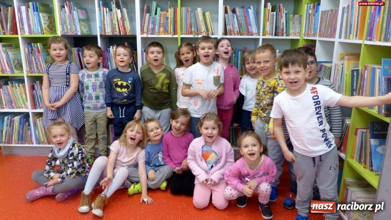 Zdjęcie w galerii na portalu naszraciborz.pl: Dzień otwarty, czyli biblioteka od kuchni  wiadomości z regionu