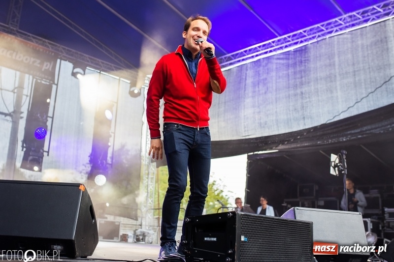 Zdjęcie w galerii na portalu naszraciborz.pl: TOBY gwiazdą pierwszego dnia pietrowickiej Eko-Wystawy wiadomości z regionu