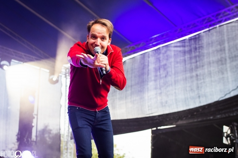 Zdjęcie w galerii na portalu naszraciborz.pl: TOBY gwiazdą pierwszego dnia pietrowickiej Eko-Wystawy wiadomości z regionu