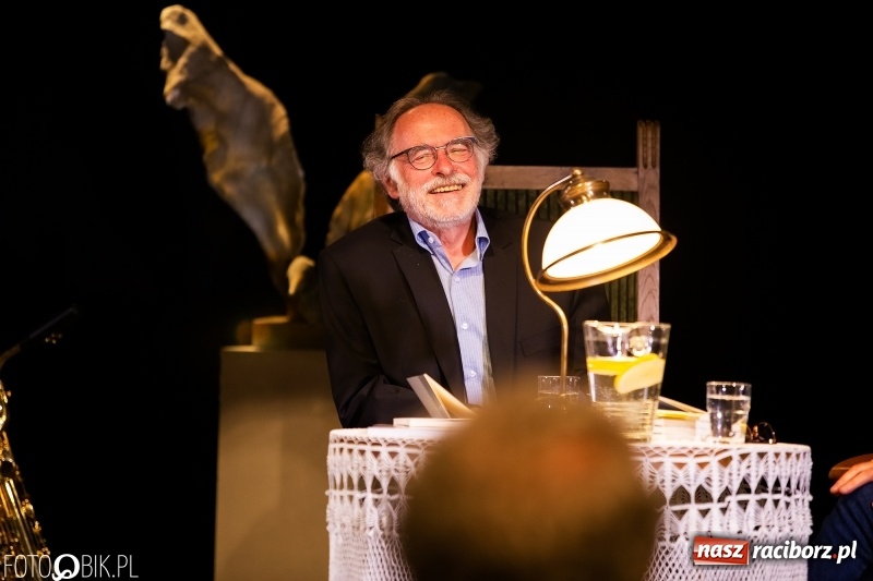 Zdjęcie w galerii na portalu naszraciborz.pl: Promocja kolejnego numeru Almanachu Prowincjonalnego w RCK wiadomości z regionu