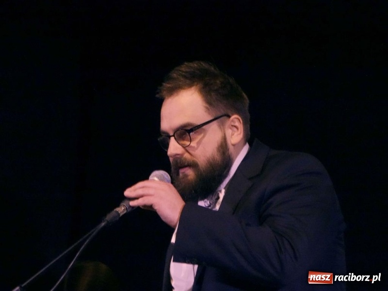 Zdjęcie w galerii na portalu naszraciborz.pl: Promocja kolejnego numeru Almanachu Prowincjonalnego w RCK wiadomości z regionu