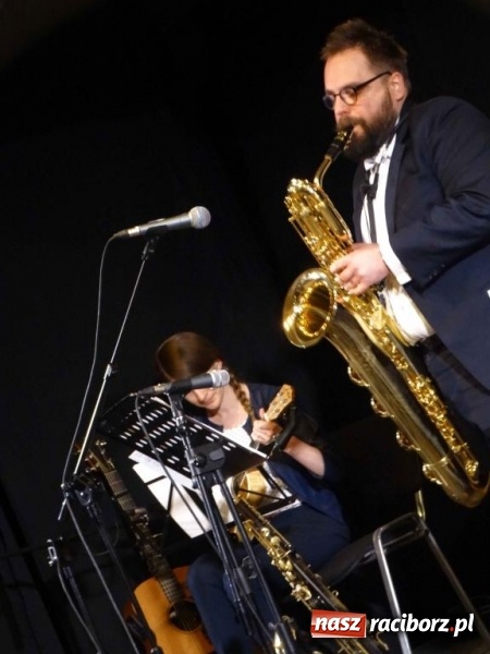 Zdjęcie w galerii na portalu naszraciborz.pl: Promocja kolejnego numeru Almanachu Prowincjonalnego w RCK wiadomości z regionu