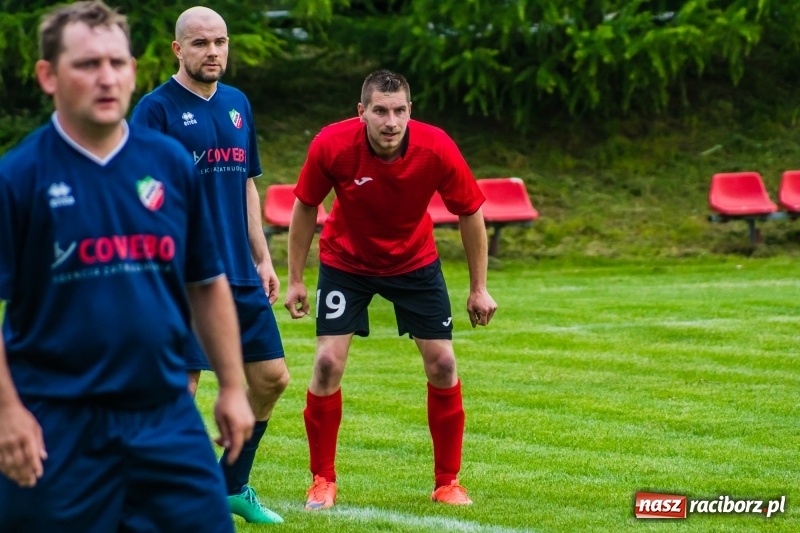 Zdjęcie w galerii na portalu naszraciborz.pl: C klasa. Emocjonujące spotkanie w Bolesławiu. Ruch górą [FOTO] wiadomości z regionu
