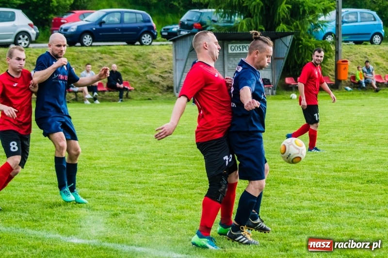 Zdjęcie w galerii na portalu naszraciborz.pl: C klasa. Emocjonujące spotkanie w Bolesławiu. Ruch górą [FOTO] wiadomości z regionu