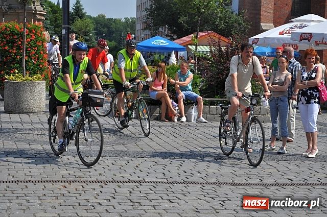 Zdjęcie w galerii na portalu naszraciborz.pl: Rajd trzeźwości: 3 tys. km przed nimi wiadomości z regionu