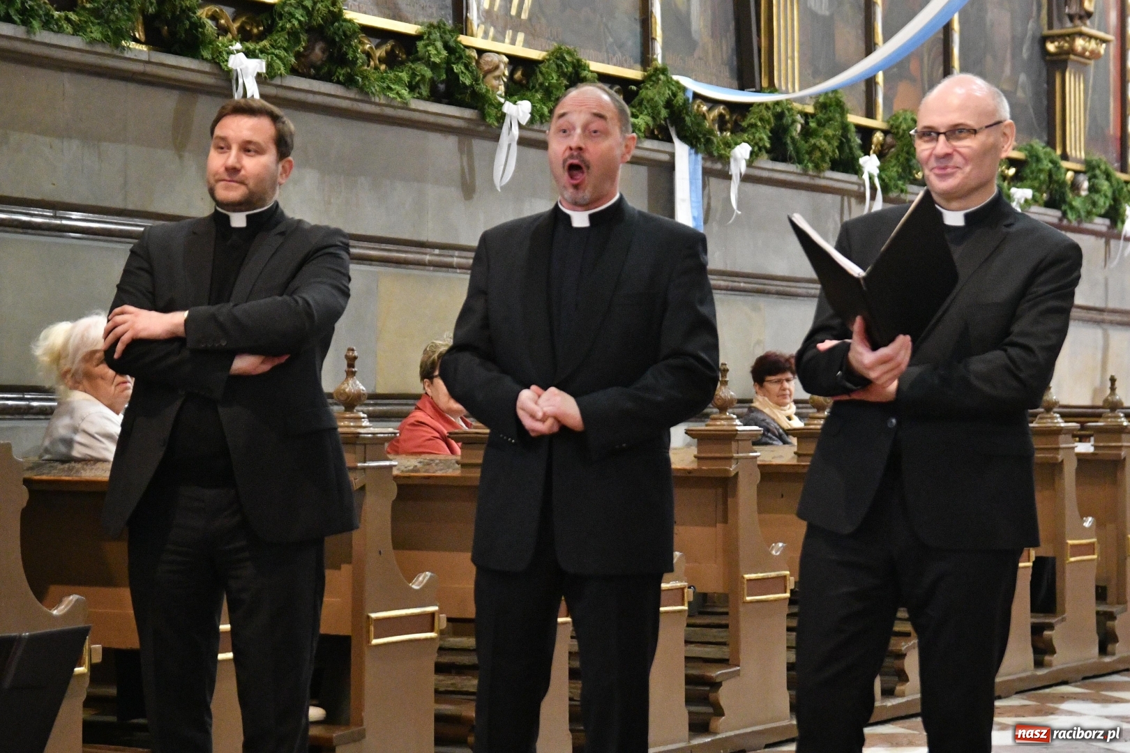 Zdjęcie w galerii na portalu naszraciborz.pl: Servi Domini Cantores wystąpili w świątyni farnej [FOTO]  wiadomości z regionu