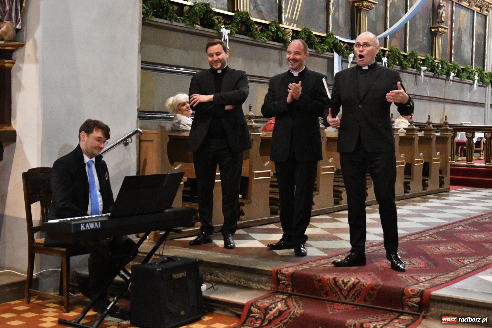 Zdjęcie w galerii na portalu naszraciborz.pl: Servi Domini Cantores wystąpili w świątyni farnej [FOTO]  wiadomości z regionu
