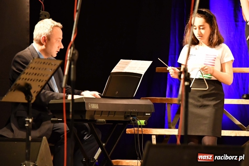 Zdjęcie w galerii na portalu naszraciborz.pl: XV edycja Festiwalu Pieśni Stanisława Moniuszki w Raciborzu  wiadomości z regionu