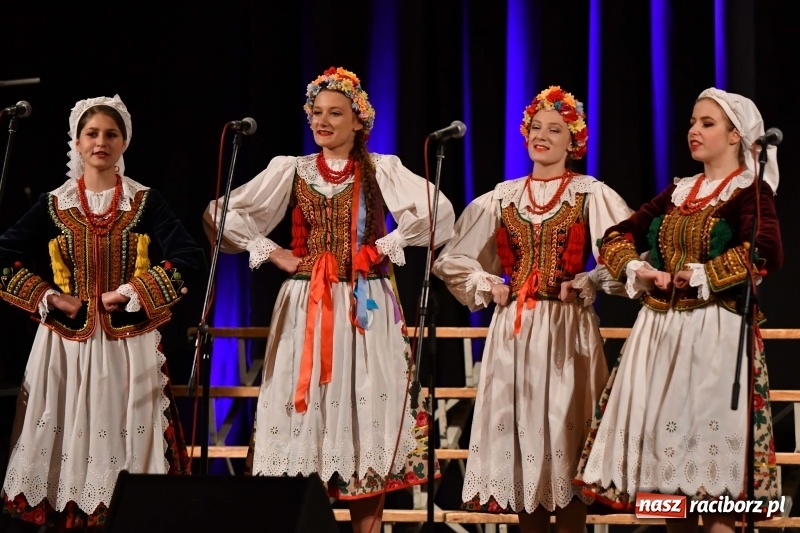 Zdjęcie w galerii na portalu naszraciborz.pl: XV edycja Festiwalu Pieśni Stanisława Moniuszki w Raciborzu  wiadomości z regionu