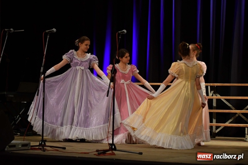 Zdjęcie w galerii na portalu naszraciborz.pl: XV edycja Festiwalu Pieśni Stanisława Moniuszki w Raciborzu  wiadomości z regionu