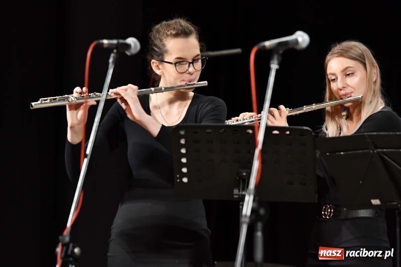 Zdjęcie w galerii na portalu naszraciborz.pl: XV edycja Festiwalu Pieśni Stanisława Moniuszki w Raciborzu  wiadomości z regionu