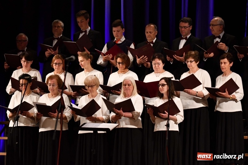 Zdjęcie w galerii na portalu naszraciborz.pl: XV edycja Festiwalu Pieśni Stanisława Moniuszki w Raciborzu  wiadomości z regionu