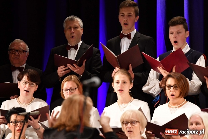 Zdjęcie w galerii na portalu naszraciborz.pl: XV edycja Festiwalu Pieśni Stanisława Moniuszki w Raciborzu  wiadomości z regionu