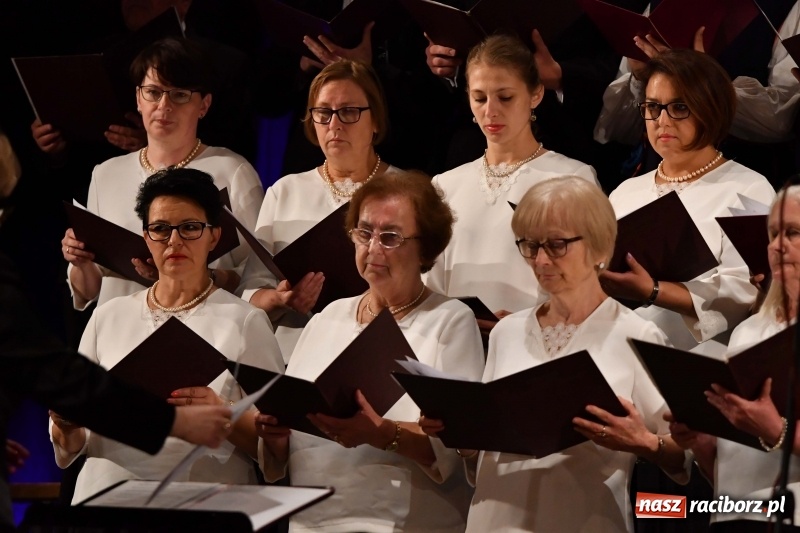 Zdjęcie w galerii na portalu naszraciborz.pl: XV edycja Festiwalu Pieśni Stanisława Moniuszki w Raciborzu  wiadomości z regionu