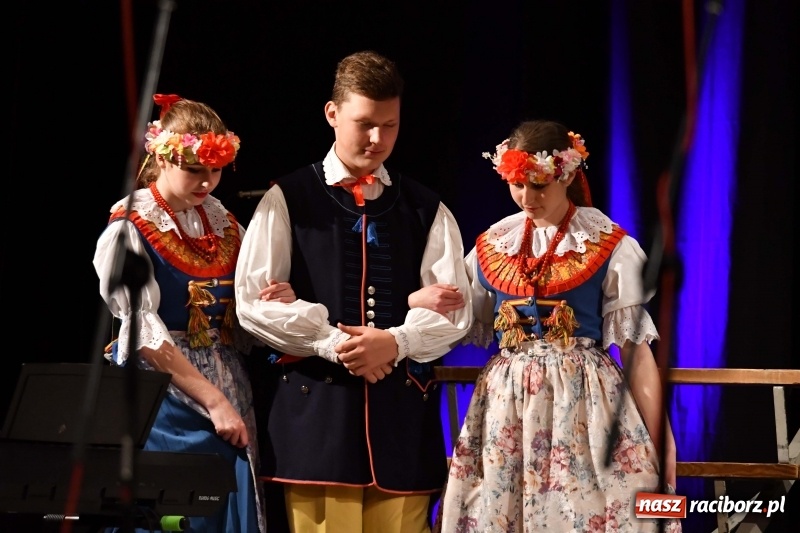 Zdjęcie w galerii na portalu naszraciborz.pl: XV edycja Festiwalu Pieśni Stanisława Moniuszki w Raciborzu  wiadomości z regionu