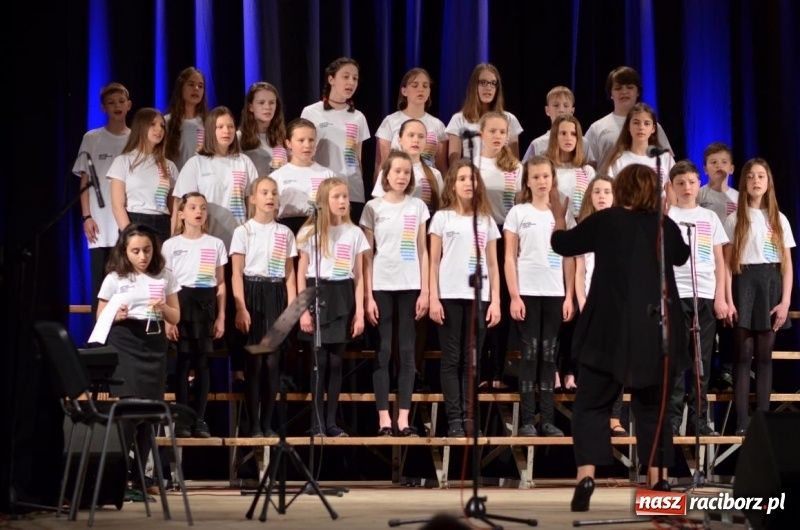Zdjęcie w galerii na portalu naszraciborz.pl: XV edycja Festiwalu Pieśni Stanisława Moniuszki w Raciborzu  wiadomości z regionu
