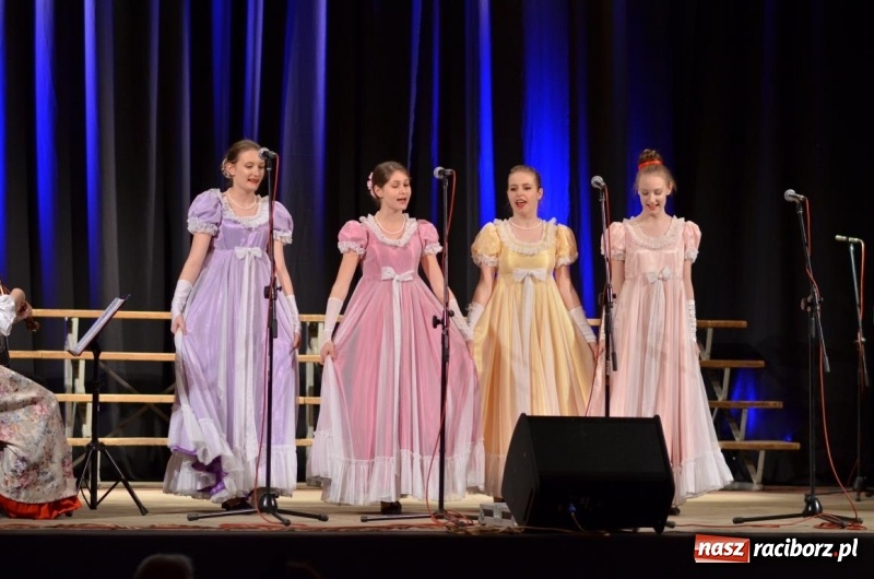 Zdjęcie w galerii na portalu naszraciborz.pl: XV edycja Festiwalu Pieśni Stanisława Moniuszki w Raciborzu  wiadomości z regionu