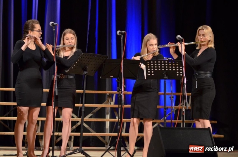 Zdjęcie w galerii na portalu naszraciborz.pl: XV edycja Festiwalu Pieśni Stanisława Moniuszki w Raciborzu  wiadomości z regionu