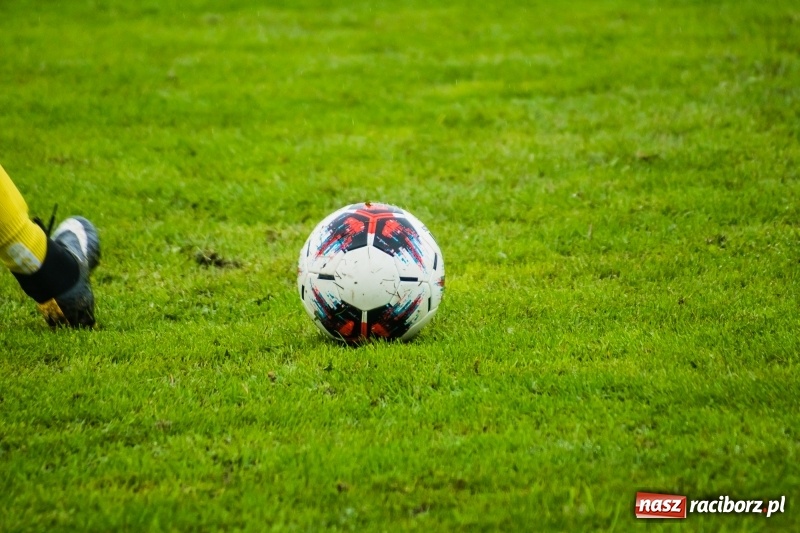 Zdjęcie w galerii na portalu naszraciborz.pl: C klasowe derby rezerw dla Owsiszcz [FOTO] wiadomości z regionu