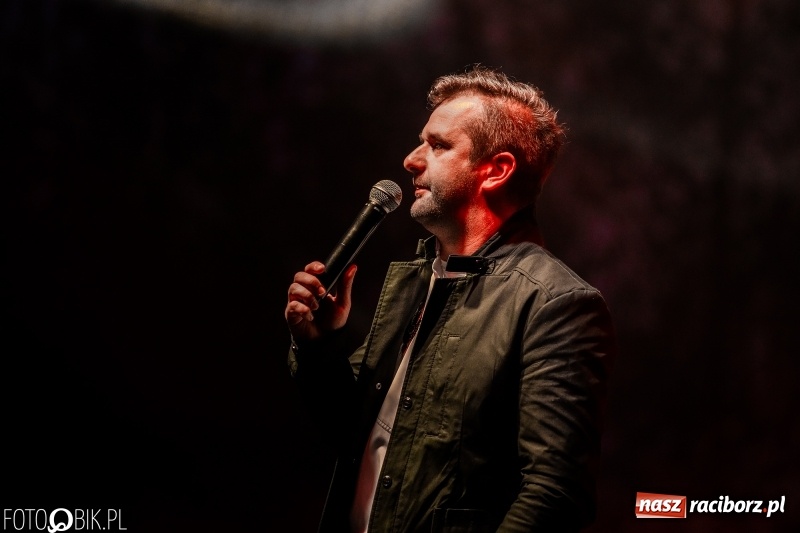 Zdjęcie w galerii na portalu naszraciborz.pl: Włoskie rytmy porwały Pietrowice Wielkie. Francesco Napoli na finał Eko-Wystawy wiadomości z regionu