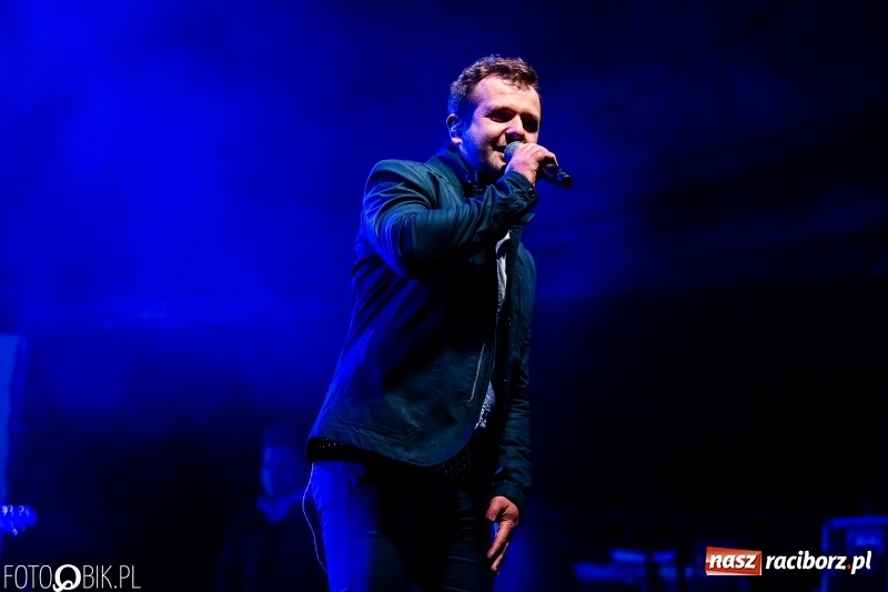 Zdjęcie w galerii na portalu naszraciborz.pl: Włoskie rytmy porwały Pietrowice Wielkie. Francesco Napoli na finał Eko-Wystawy wiadomości z regionu