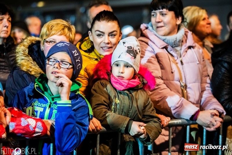 Zdjęcie w galerii na portalu naszraciborz.pl: Włoskie rytmy porwały Pietrowice Wielkie. Francesco Napoli na finał Eko-Wystawy wiadomości z regionu