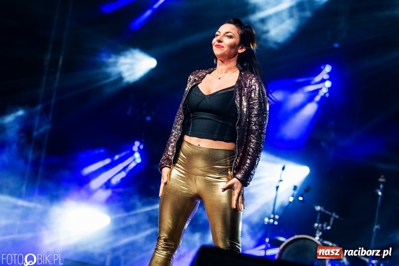 Zdjęcie w galerii na portalu naszraciborz.pl: Włoskie rytmy porwały Pietrowice Wielkie. Francesco Napoli na finał Eko-Wystawy wiadomości z regionu