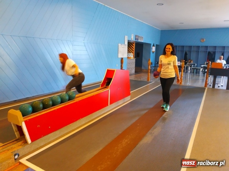 Zdjęcie w galerii na portalu naszraciborz.pl: Kręglarska rywalizacja o puchar dyrektora OSiR za nami wiadomości z regionu