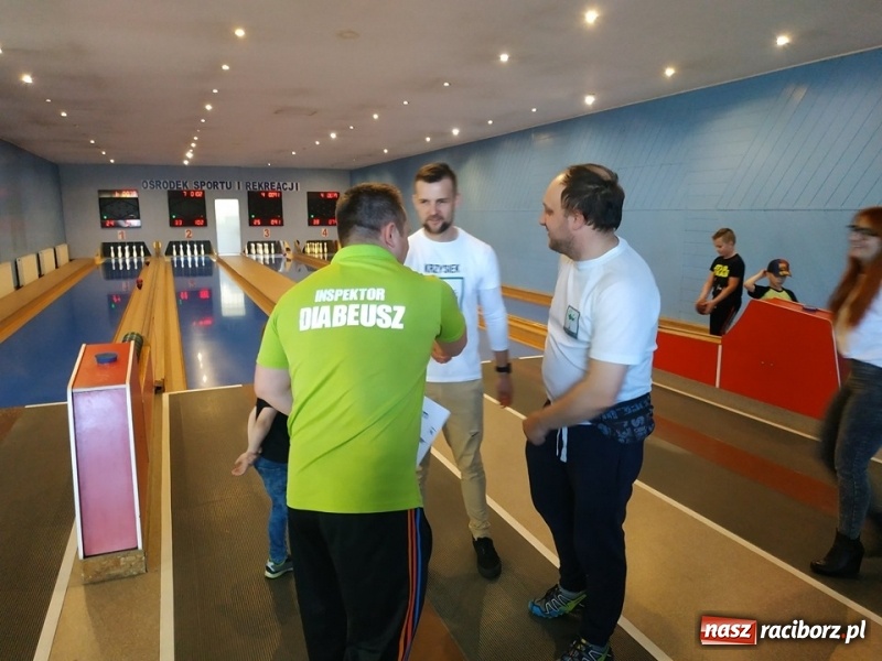 Zdjęcie w galerii na portalu naszraciborz.pl: Kręglarska rywalizacja o puchar dyrektora OSiR za nami wiadomości z regionu
