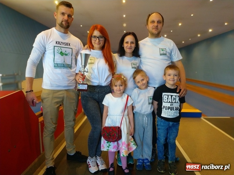 Zdjęcie w galerii na portalu naszraciborz.pl: Kręglarska rywalizacja o puchar dyrektora OSiR za nami wiadomości z regionu