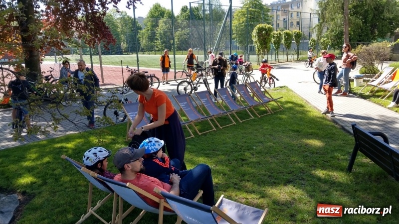 Zdjęcie w galerii na portalu naszraciborz.pl: Sobota na dwóch kółkach z raciborską biblioteką wiadomości z regionu